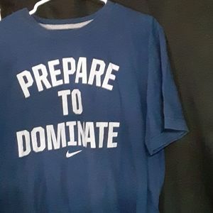Nike tee